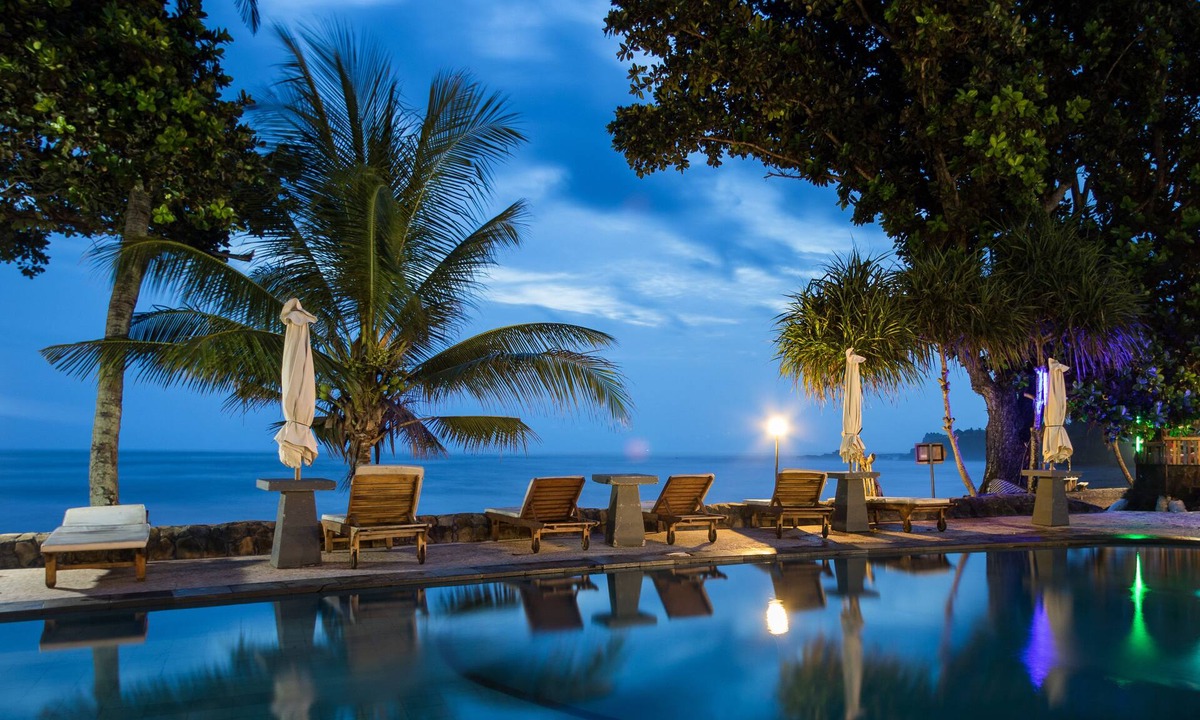 West Selemadeg Hotel | Pondok Pitaya Hotel, Surfing & Yoga