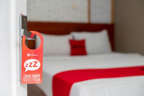 Oro Oro Ombo Hotel | RedDoorz at Oro Oro Ombo Batu