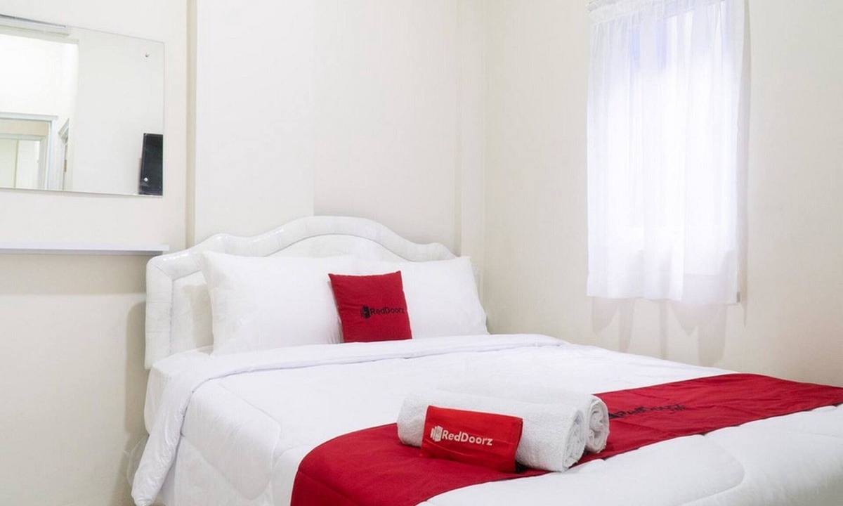 Ciakar Hotel | RedDoorz @ Garden Boulevard Citra Raya Tangerang