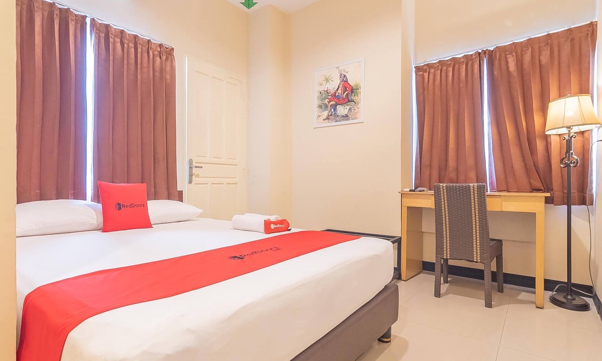 Pontianak House | RedDoorz @ H. Agus Salim Street