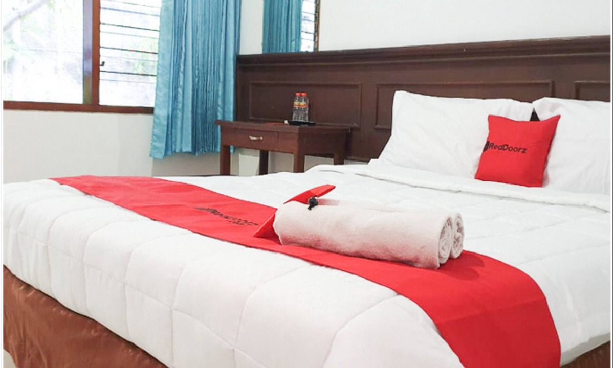 Bojonegoro House | RedDoorz near Bojonegoro Train Station