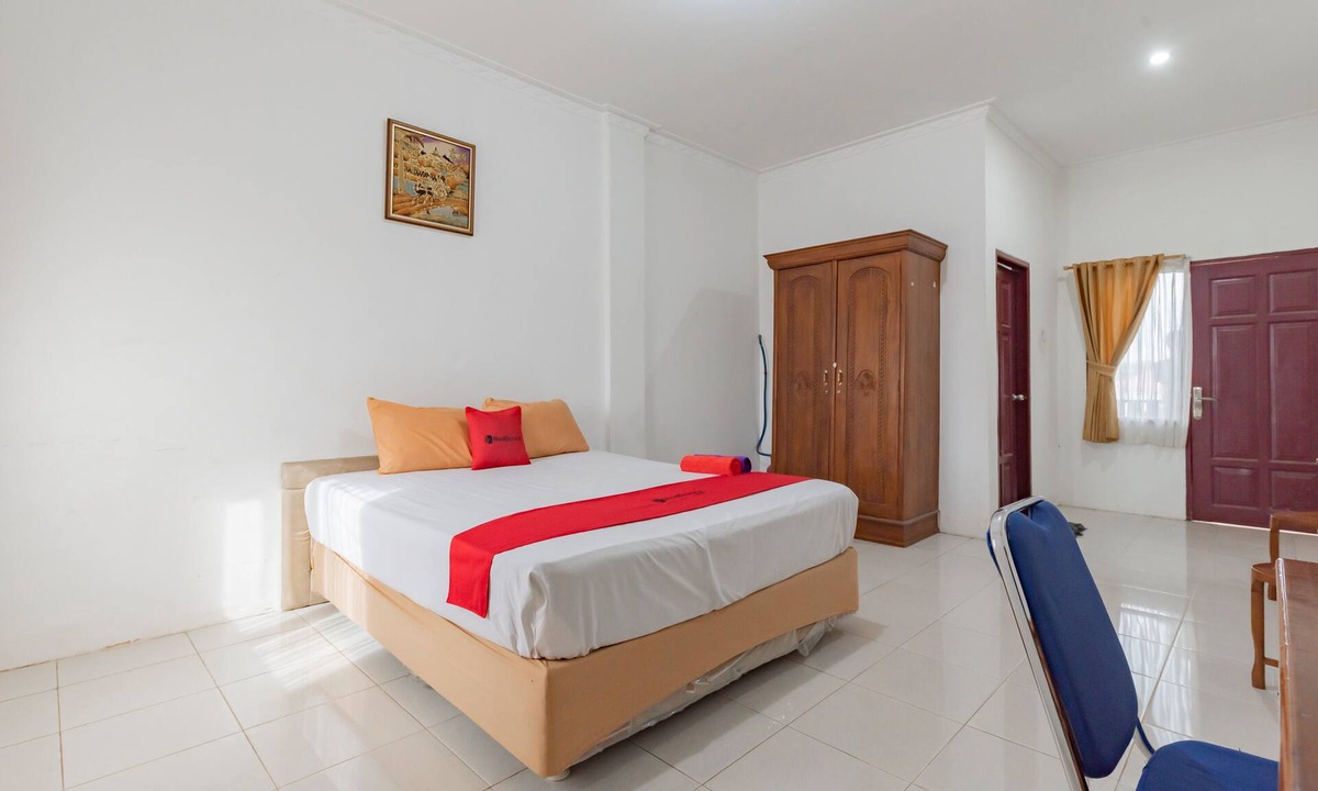 Samarinda House | RedDoorz near Samarinda Square