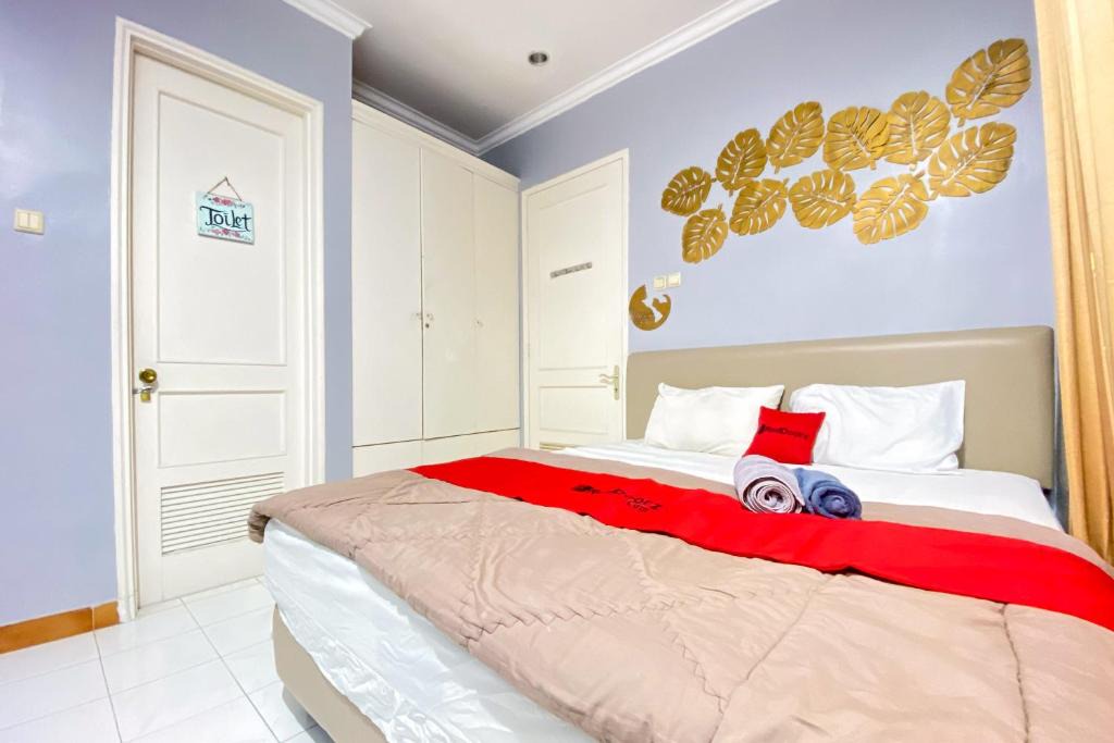 Cipanas Hotel | RedDoorz Near Taman Bunga Nusantara 2