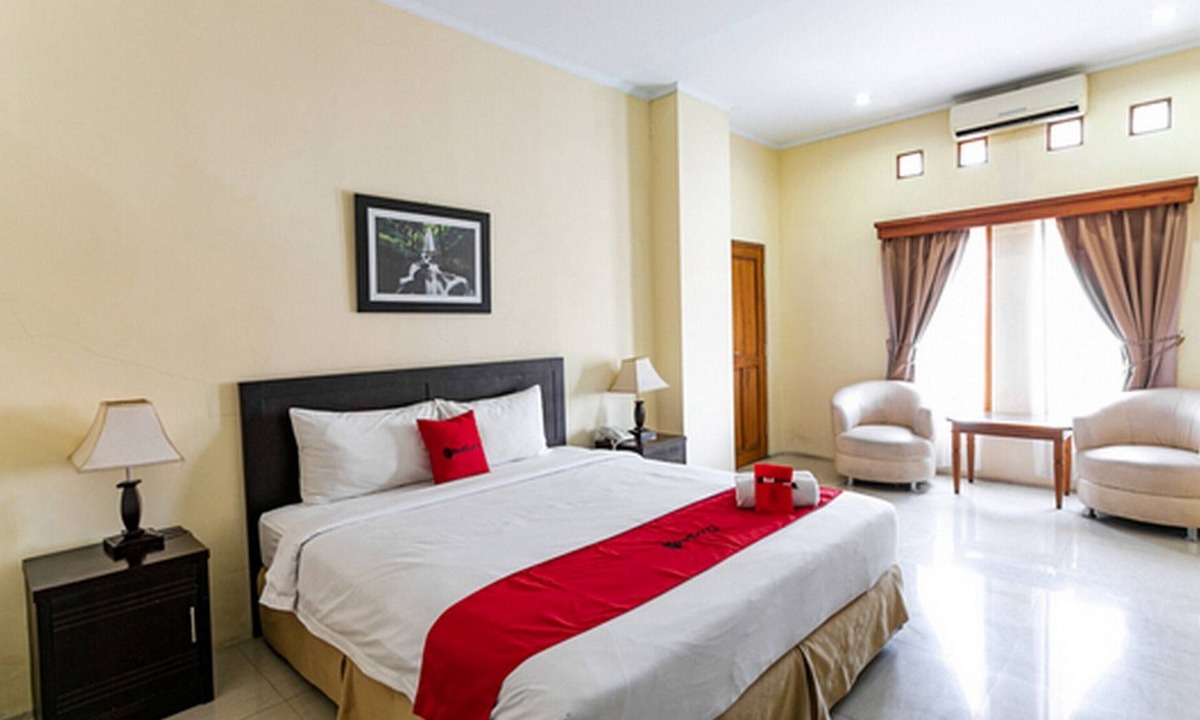 Karanganyar House | RedDoorz Plus near Alun Alun Karanganyar