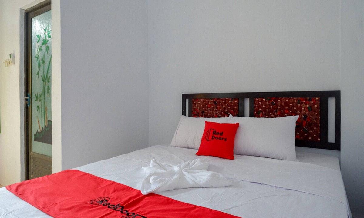 Tegal House | RedDoorz Syariah near Alun Alun Balai Kota Tegal
