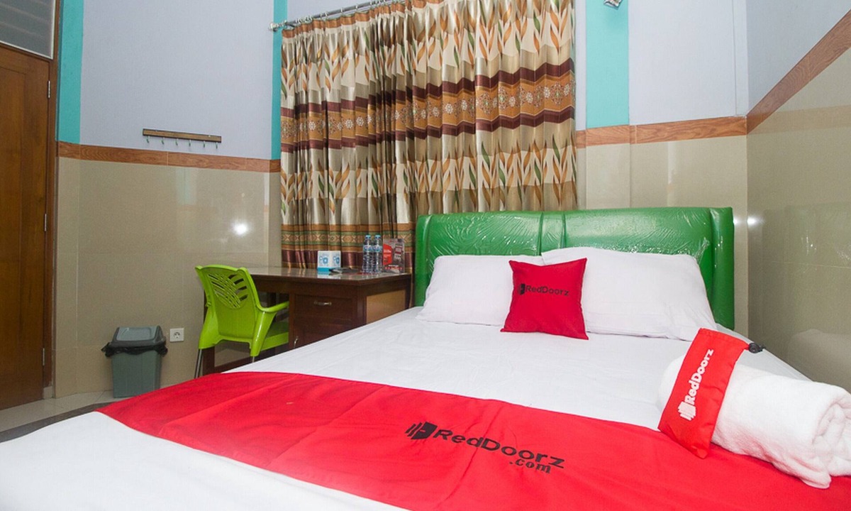 Bojonegoro House | RedDoorz Syariah near Alun Alun Bojonegoro
