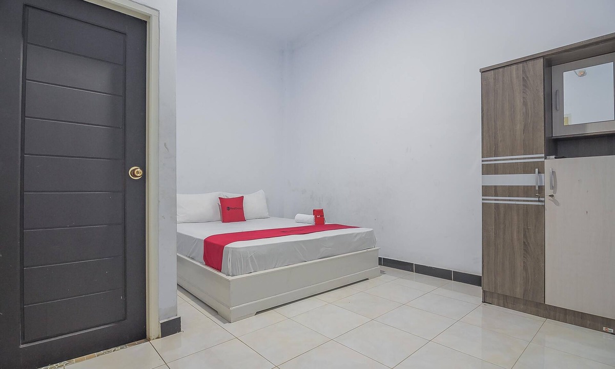 Tarakan House | RedDoorz Syariah near Ramayana Mall Tarakan