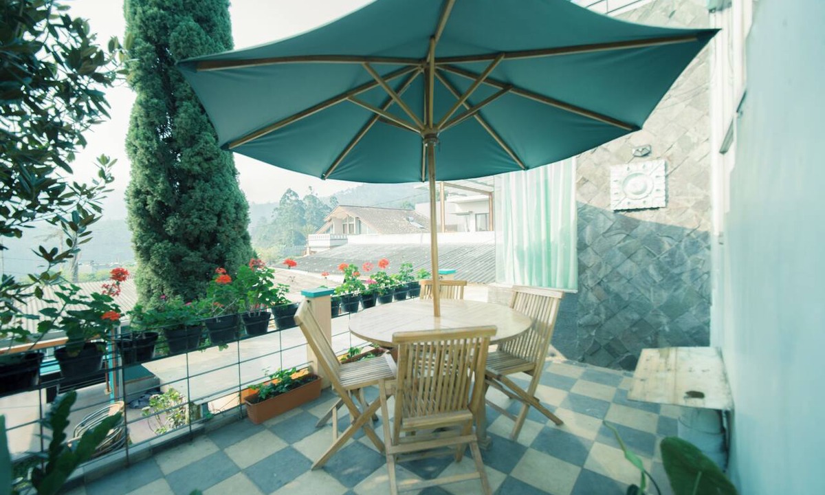 Lembang Villa | Rehat at Villa Cemara Kembar