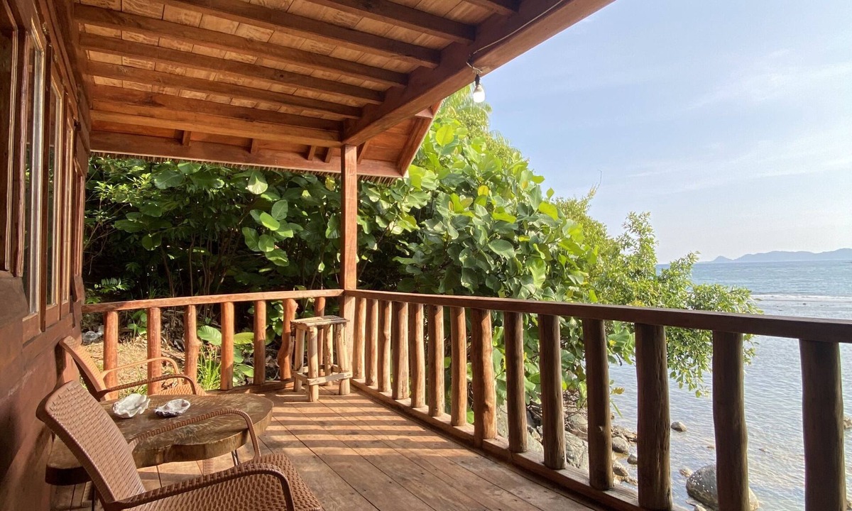 Nagari Sungai Pinang Hotel | Rickys Beach House