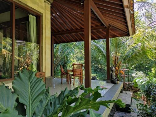 Melayang Villa | Romantic hideaway for two in Ubud