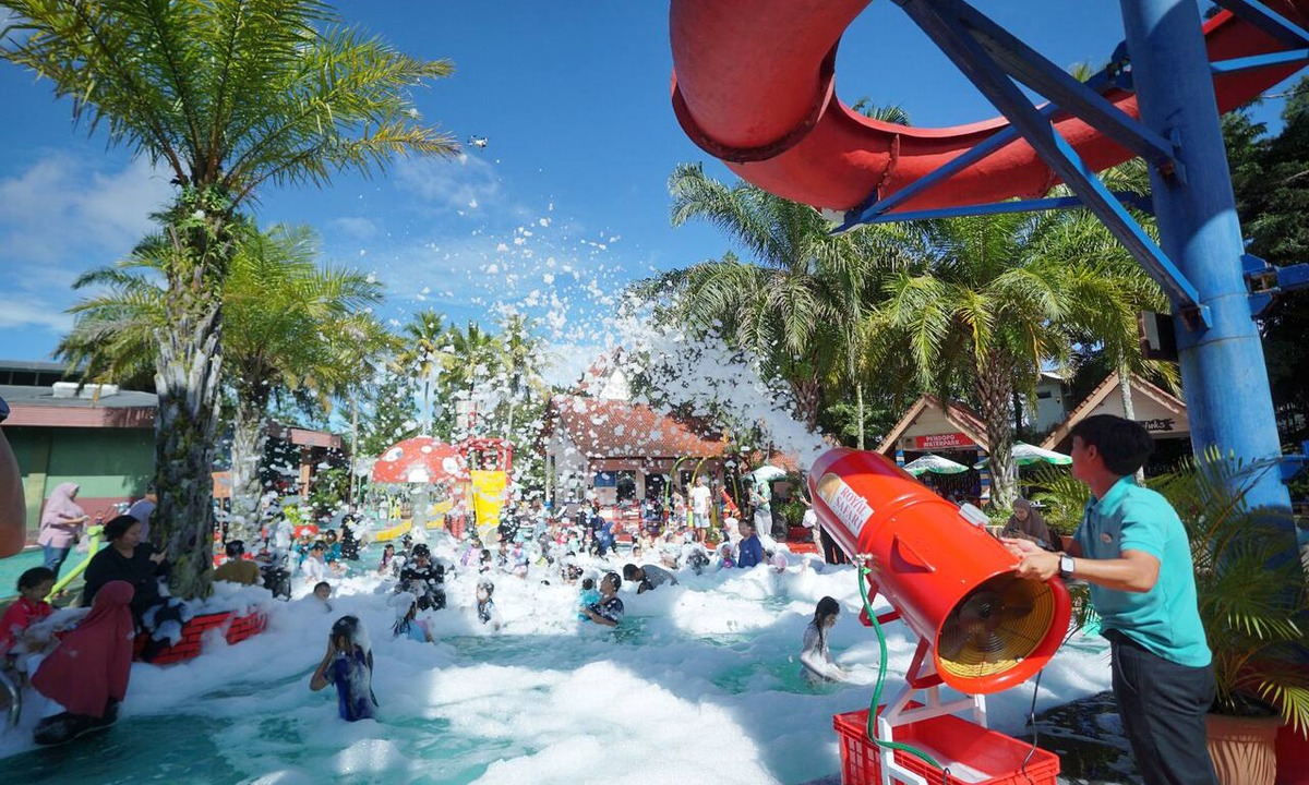 Cisarua Resort | Royal Safari Garden Resort & Convention