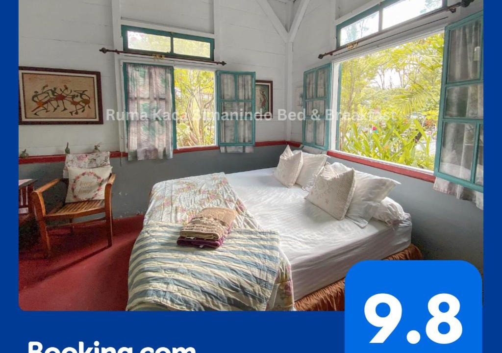 Simanindo Bed & Breakfast | Ruma Kaca Simanindo Bed&Breakfast