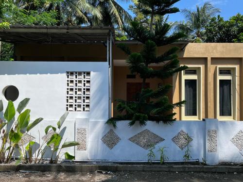 Batu Karas House | Sanghiang Homestay