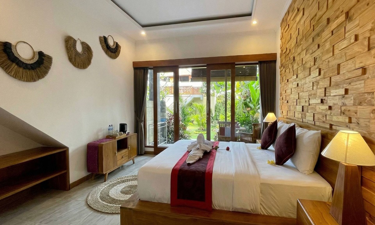 Kemenuh Hotel | Sari Murni