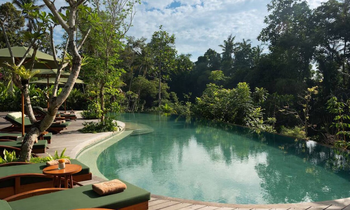 Ubud Resort | Scenic Balinese Suite with Rice Field Views, Soaking Tub & Spacious Living