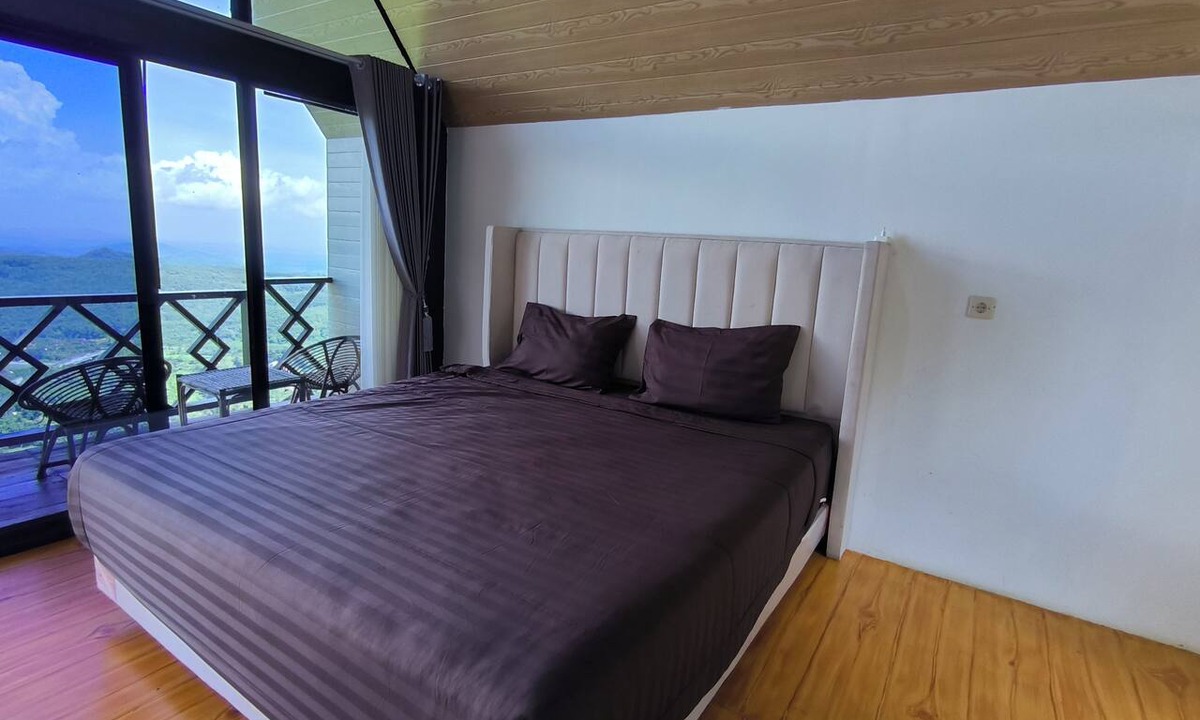 Salatiga Hotel | Senja Kita Glamping