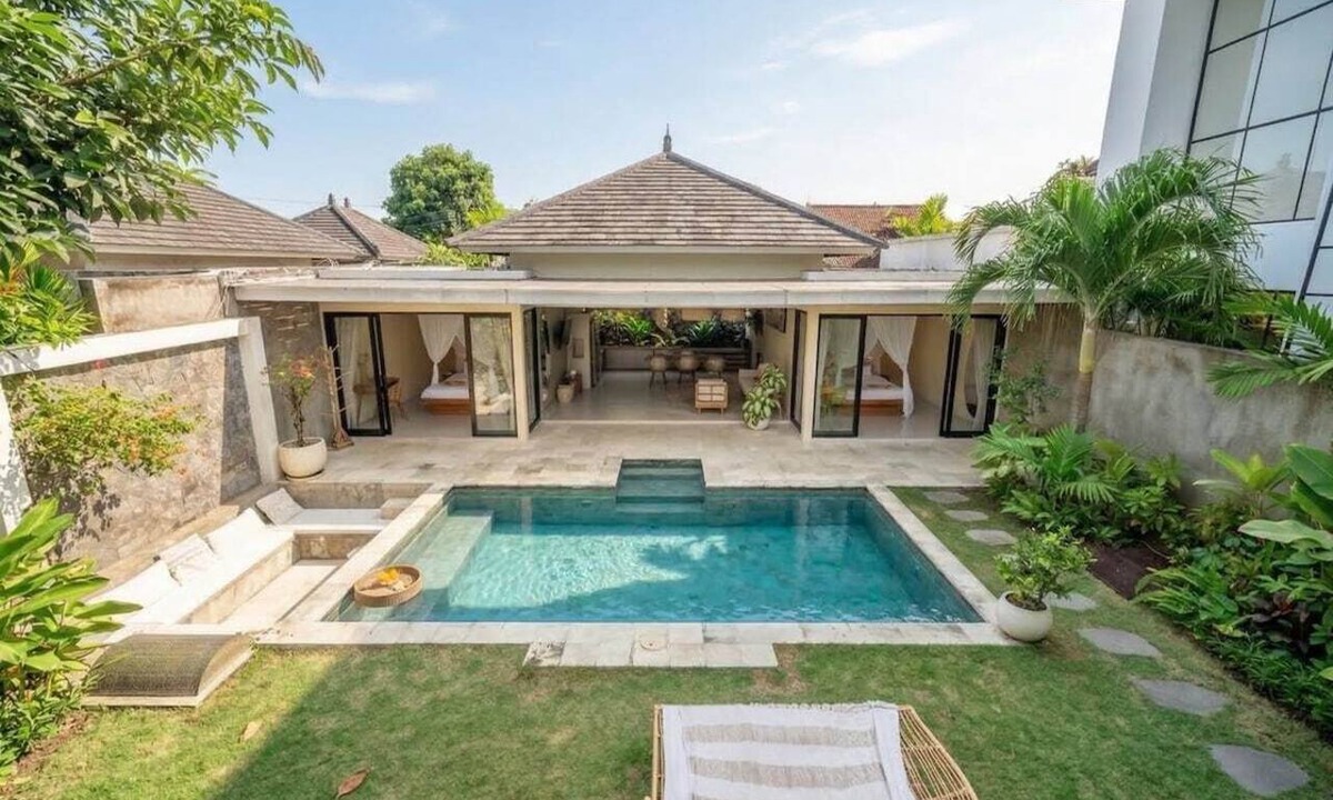 Banjar Semer Villa | Serene 2BR Retreat w Pool & Lounge, Canggu's Heart