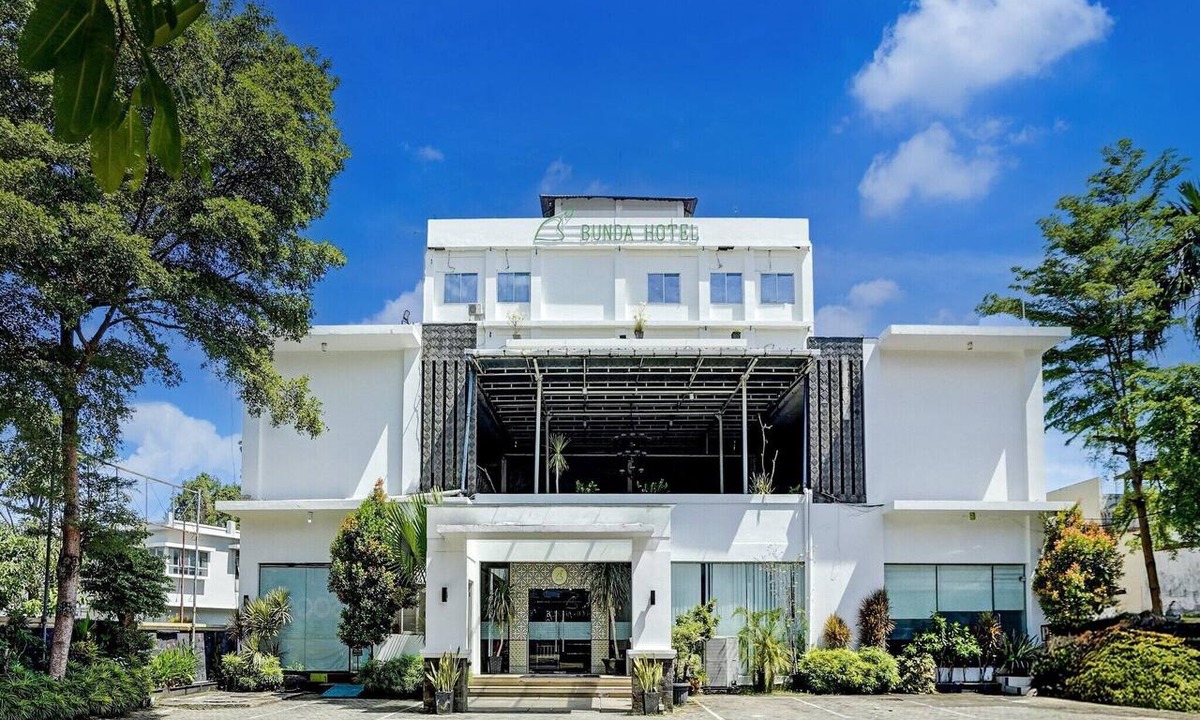 Padang House | Stylish DBL Suite Escape W/Free WiFi and Parking