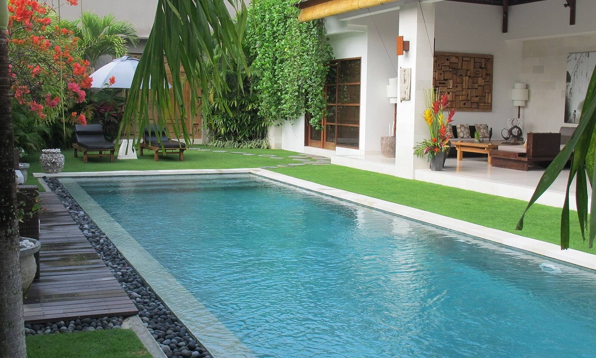 Laksmana Villa | Stylish & Elegant 2BR Luxury Villa, Seminyak - Private Bar & Kitchen!