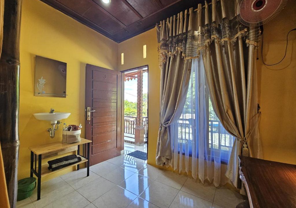 Bukit Lawang Hotel | Sumatra Inn & Travel