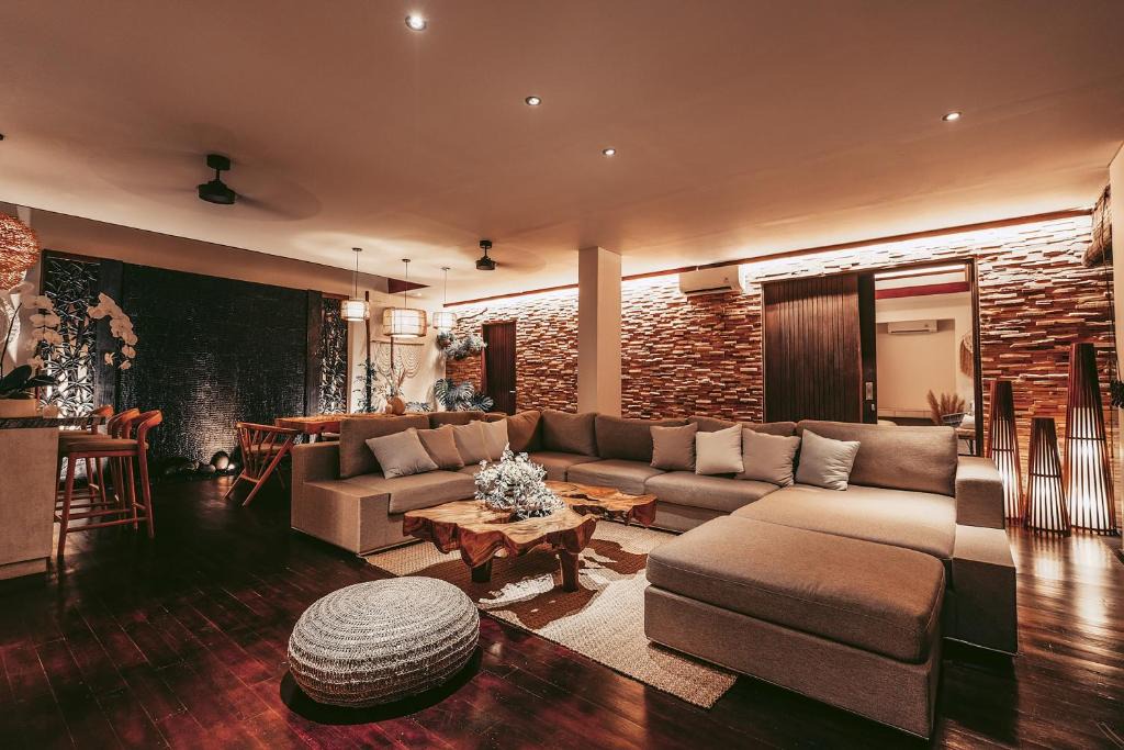 Jimbaran Bay Villa | Sunset Palms Beach Villa