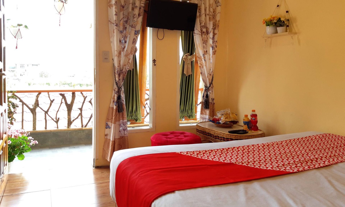 Berastagi Hotel | Super OYO 1696 Sapo Rumbia