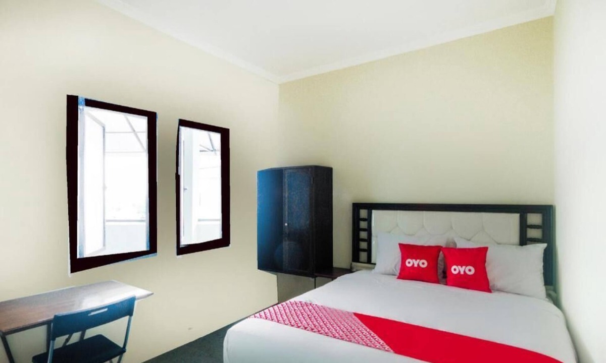 Pondok Aren Hotel | Super OYO 3354 Homia Residence