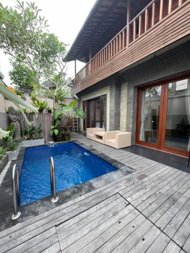 Kedewatan Villa | Tanya Selamat