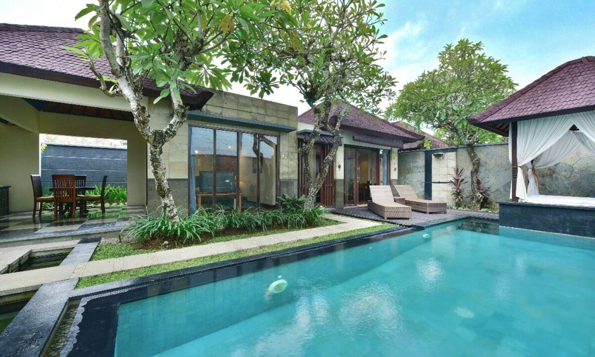 Petitenget Villa | The Khayangan Dreams Villa Seminyak