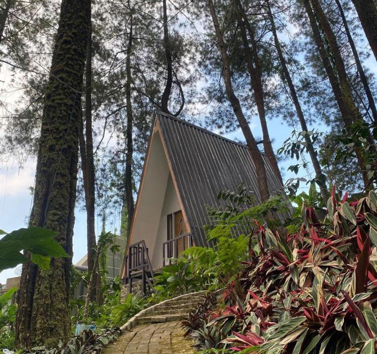 Tretes Hotel | The Nest Park