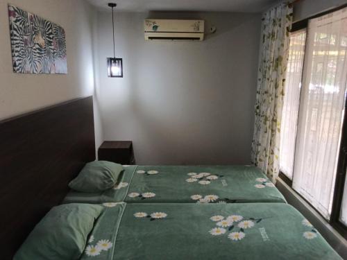 Katukaras Hotel | Times Square Motel SYARIAH
