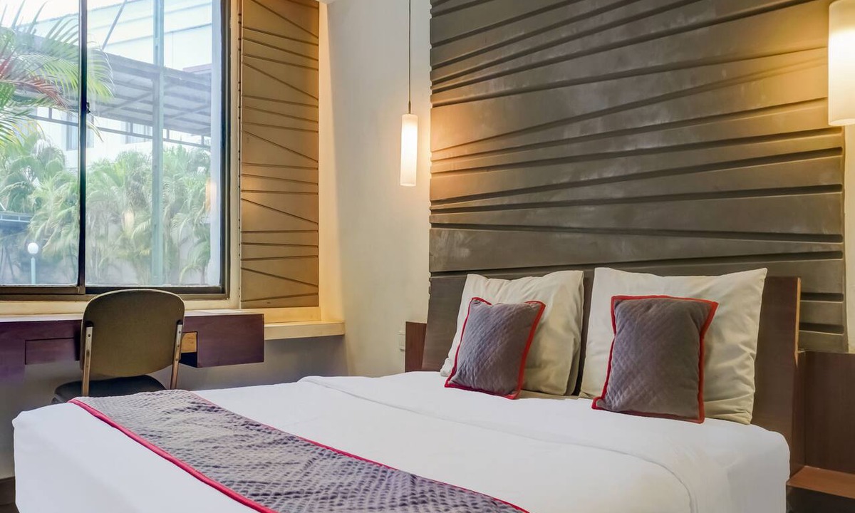 Cikarang Hotel | Townhouse OAK Hotel Grand Cikarang