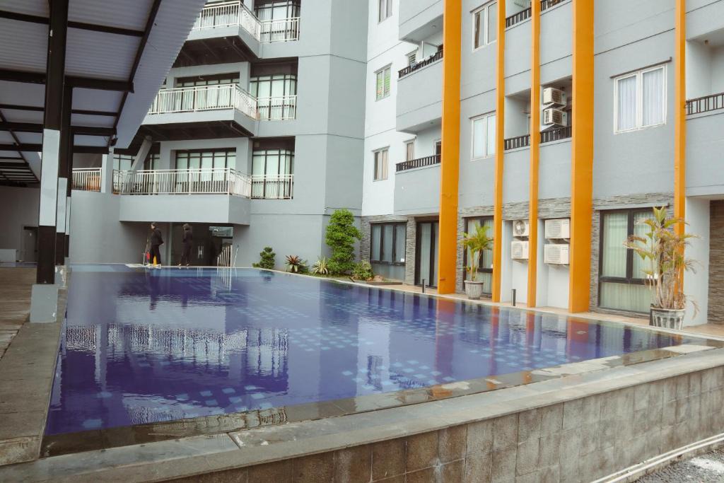 Surabaya Hotel | Twin Tower Hotel & Residence