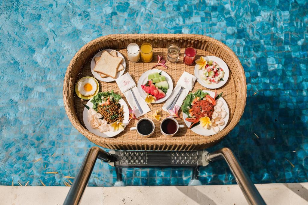 Dinoyo Hotel | Ubud Hotel & Cottages