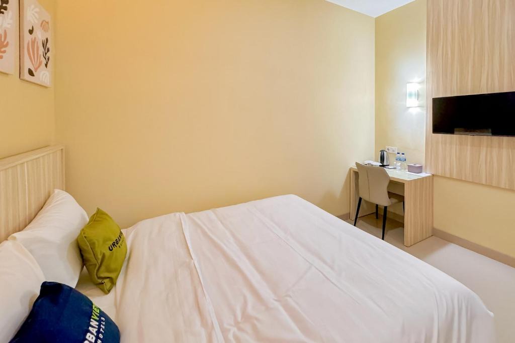 West Semarang Hotel | Urbanview Griya Esti Siliwangi Semarang