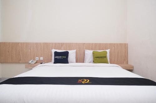 Tegal Hotel | Urbanview Hotel DJ Inn Tegal