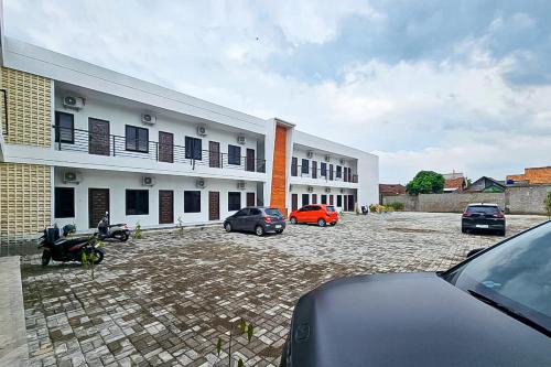 Serang House | Urbanview Syariah Cahaya Guest House