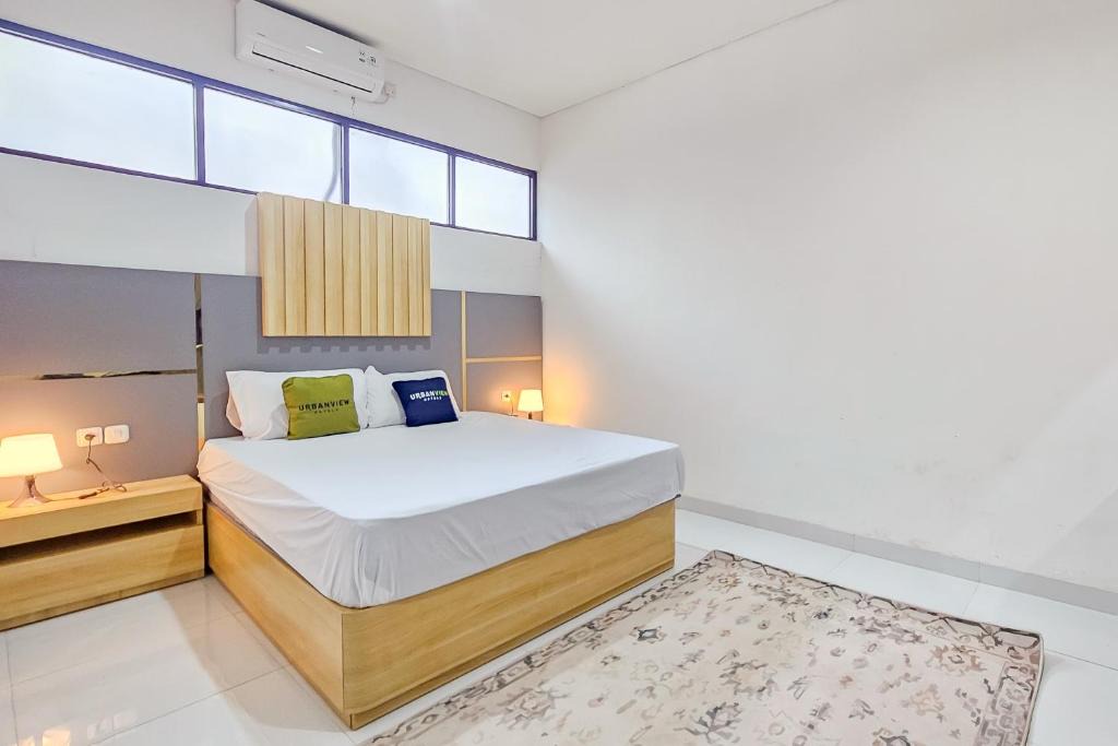 Cibiru Hotel | Urbanview Villa Balong BHO Syariah Bandung