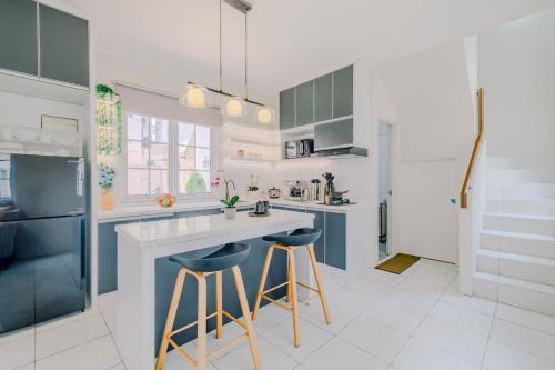 Pagedangan House | Vanya Park BSD Alesha Blue