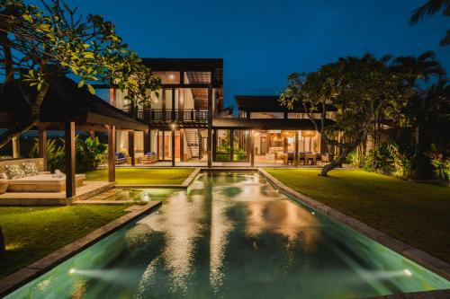 East Selemadeg Villa | Villa Breeze 1 Private pool & beach access