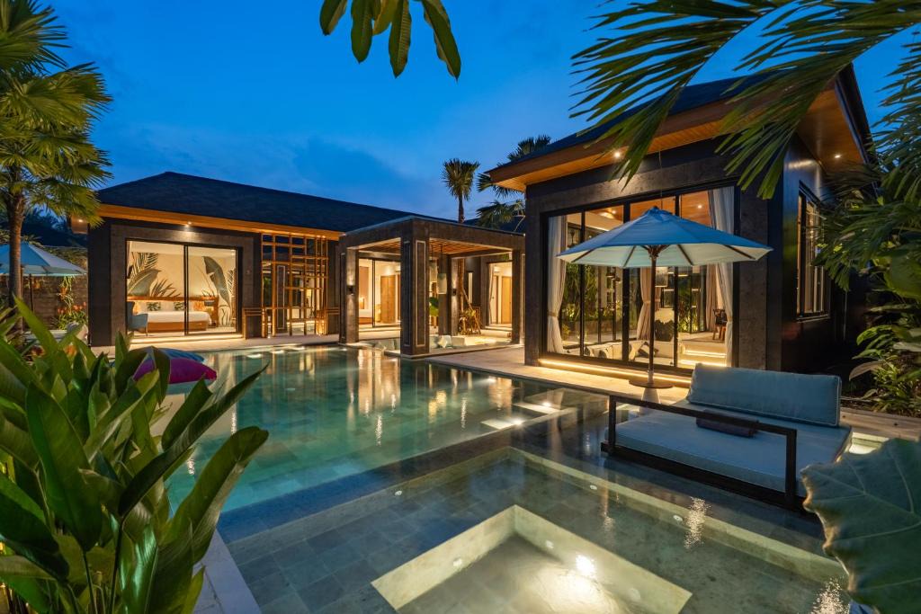 Pengosekan Villa | Villa Coconut Monkey by BaliSuperHost