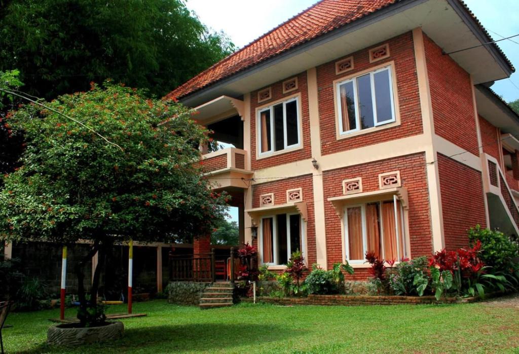 Cisarua House | Villa Insani Syariah