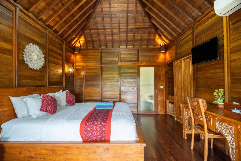 Kedewatan Villa | Villa Kayu Eco Lodge