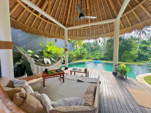 Pejeng Kawan Villa | Villa Kizmet Fit - 2Bed Private Sanctuary - Yoga Shala, CrossFit-Style Gym