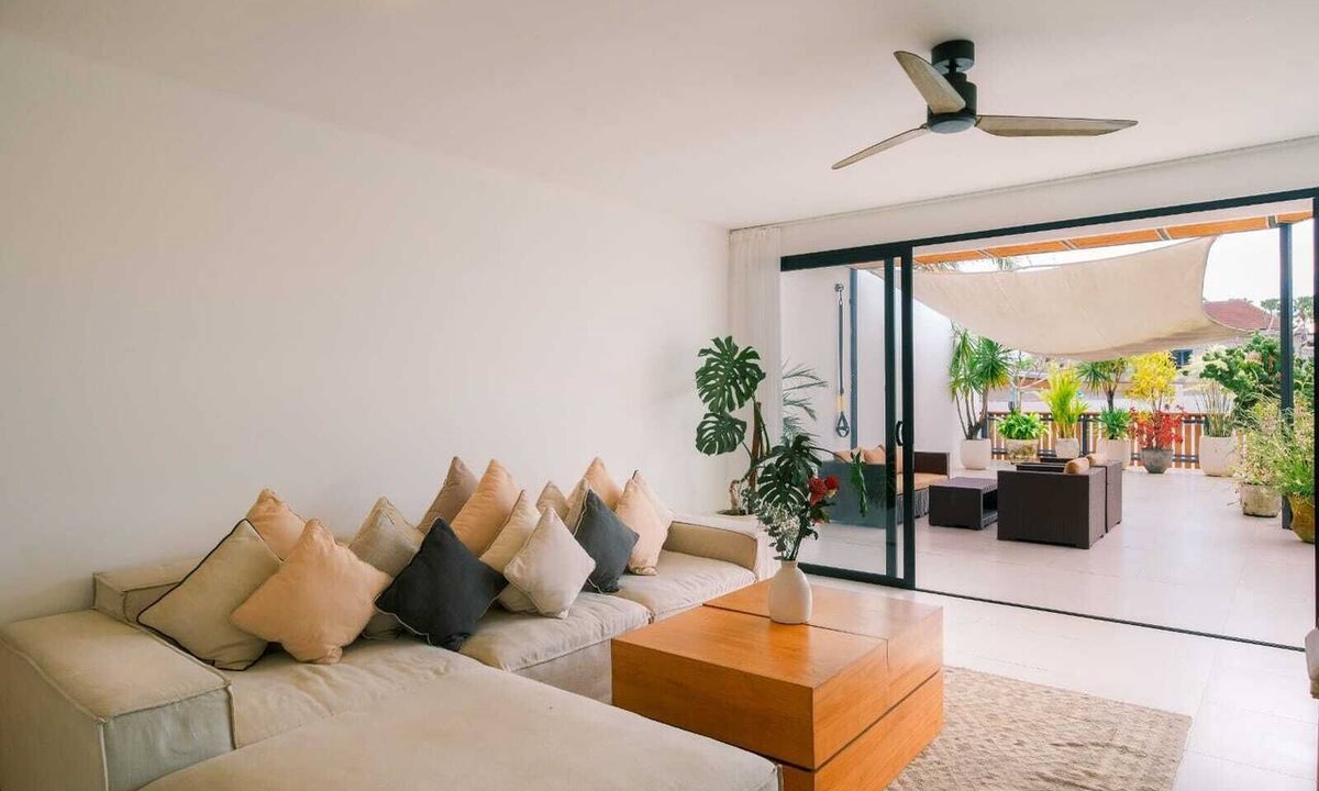 Cemagi House | Villa Merman | 3BR w BBQ Deck & Pool In Pererenan