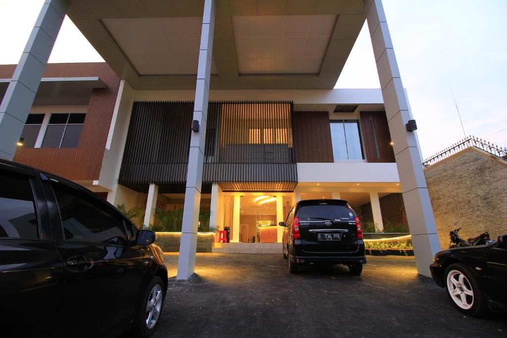 West Cirebon Hotel | Vinotel Cirebon