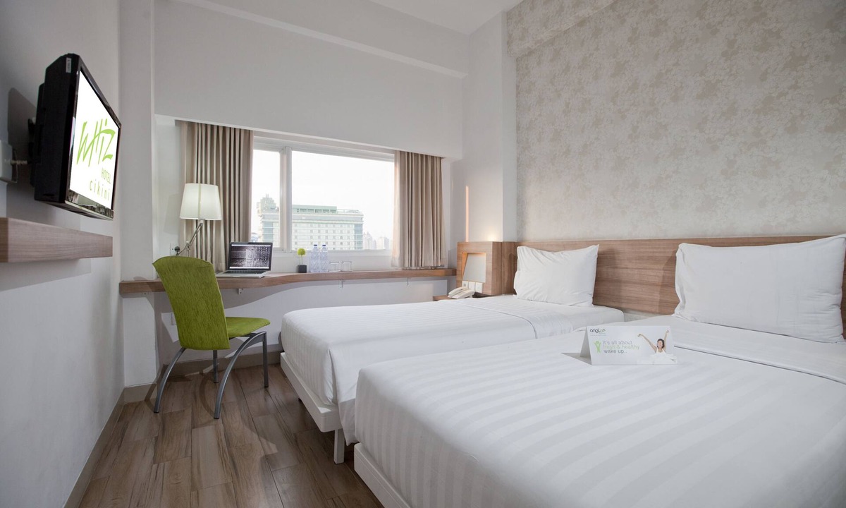 Cikini Hotel | Whiz Hotel Cikini Jakarta