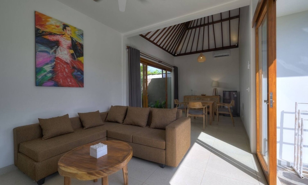Mendoyo Hotel | Wide Sands Beach Retreat