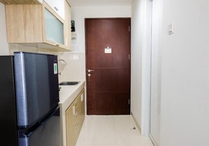 New Studio Apartment at Springwood Residence By Travelio