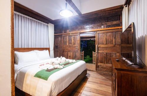 Pakem Villa | 1-Bedroom Honeymoon Joglo Sleman Country Inn Yogyakarta Near Merapi Mountain